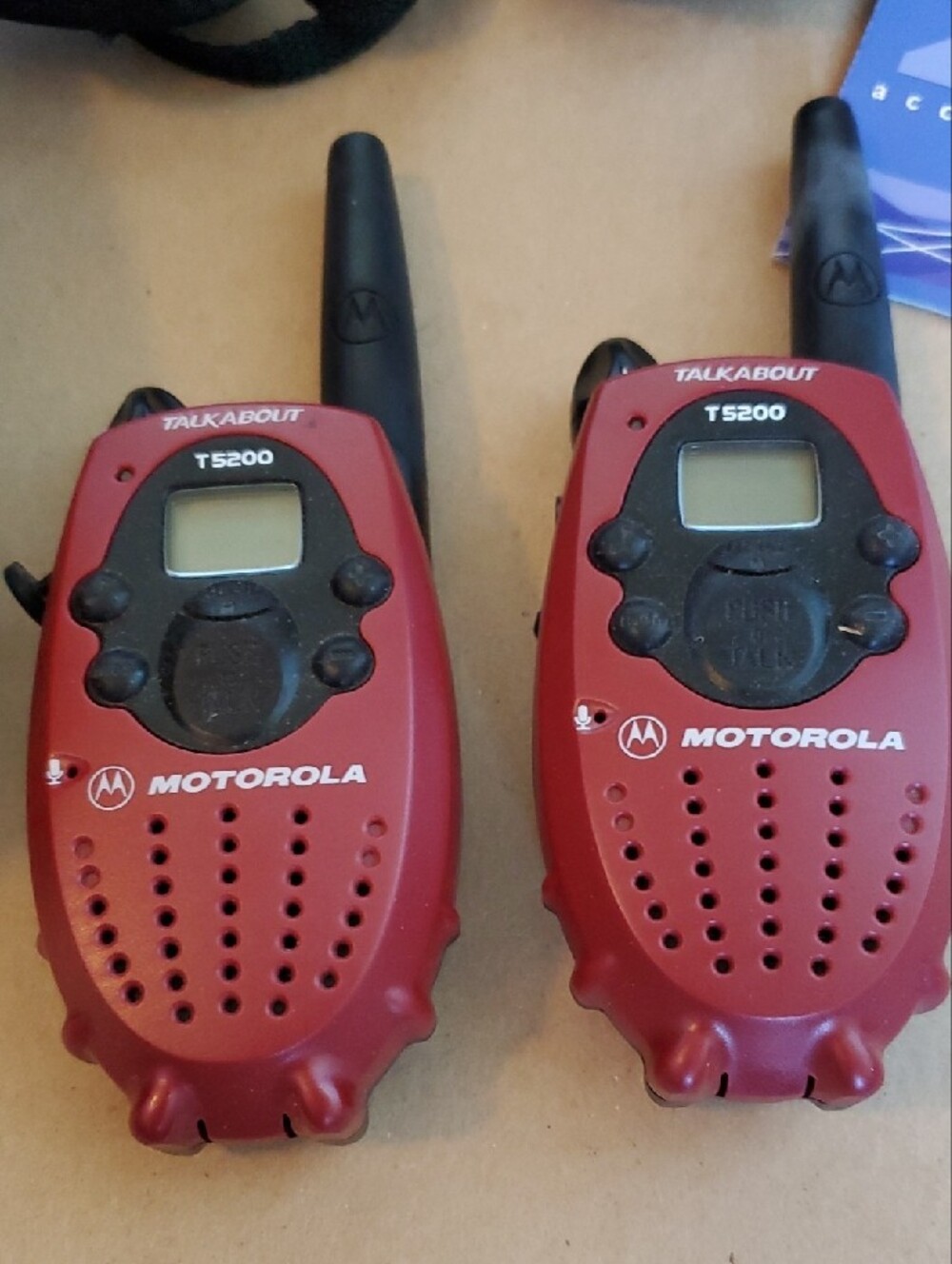 Motorola Red Talkabout T2800 Two-Way Radios Pair with Accessories - Picture 2 of 9